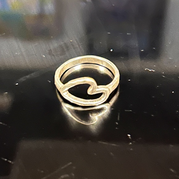 Silpada Sterling Silver heart ring. Size 8, can get - Picture 2 of 7